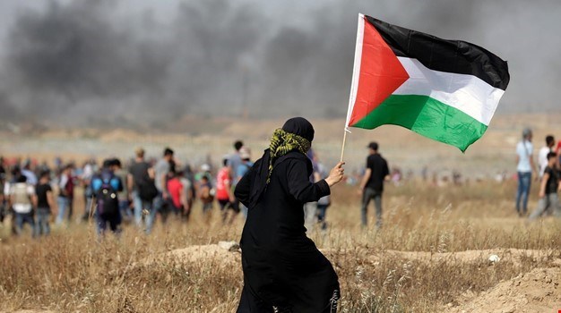 “Palestina tiene una pena”: exposición de Belal Khaled llega al Museo Violeta Parra